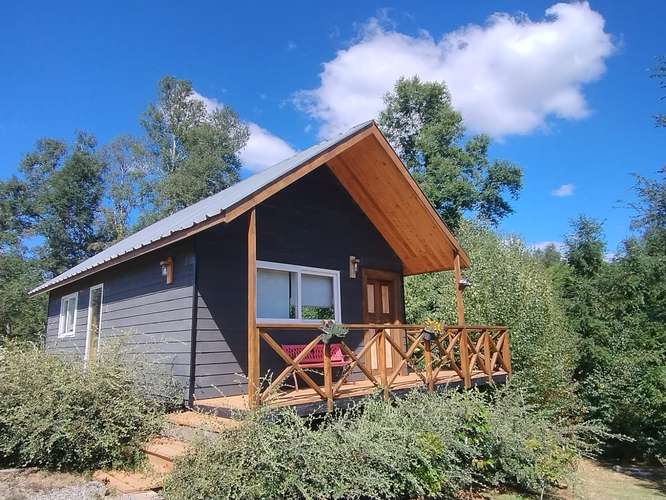 EXCLUSIVA CASA 4D CON PISCINA, BOSQUE Y CASA DE INVITADOS