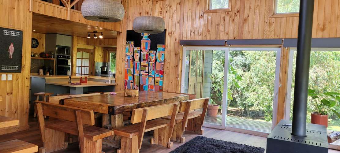 EXCLUSIVA CASA 4D CON PISCINA, BOSQUE Y CASA DE INVITADOS