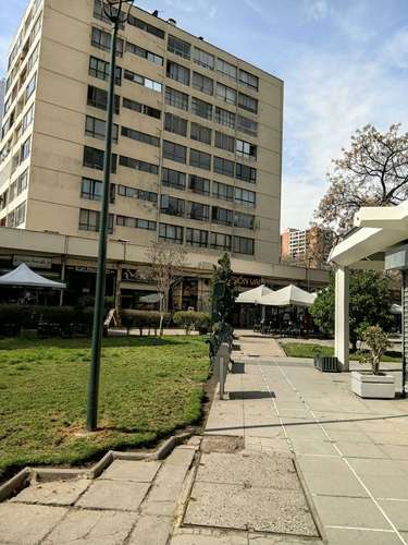 Oficina en arriendo Torres Tajamar | 200m2 | (186574)