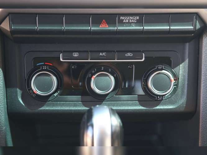 VOLKSWAGEN AMAROK 2023 - Imagen 18
