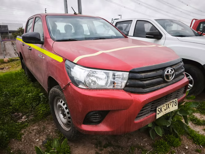 TOYOTA HILUX 4X4 2.4 DX AÑO 2023
