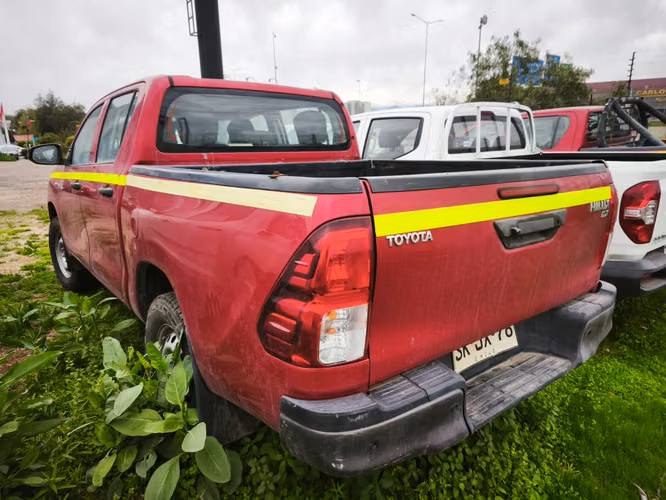 TOYOTA HILUX 4X4 2.4 DX AÑO 2023