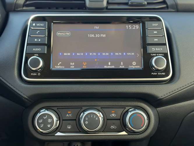 Nissan Versa 1.6 SENSE 4X2 MT 4P 2025 - Imagen 15