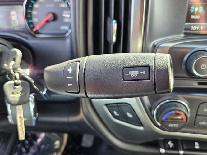 Chevrolet Silverado 5.3 LTZ CC Z71 AT 4X4 2019 - Imagen 15