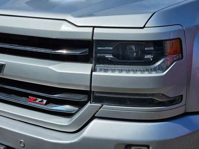 Chevrolet Silverado 5.3 LTZ CC Z71 AT 4X4 2019 - Imagen 9