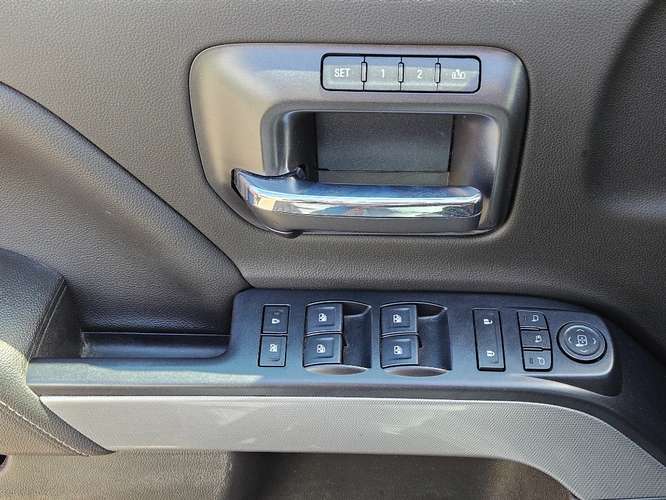 Chevrolet Silverado 5.3 LTZ CC Z71 AT 4X4 2019 - Imagen 20