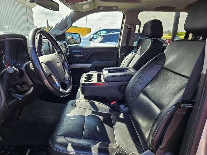 Chevrolet Silverado 5.3 LTZ CC Z71 AT 4X4 2019 - Imagen 11