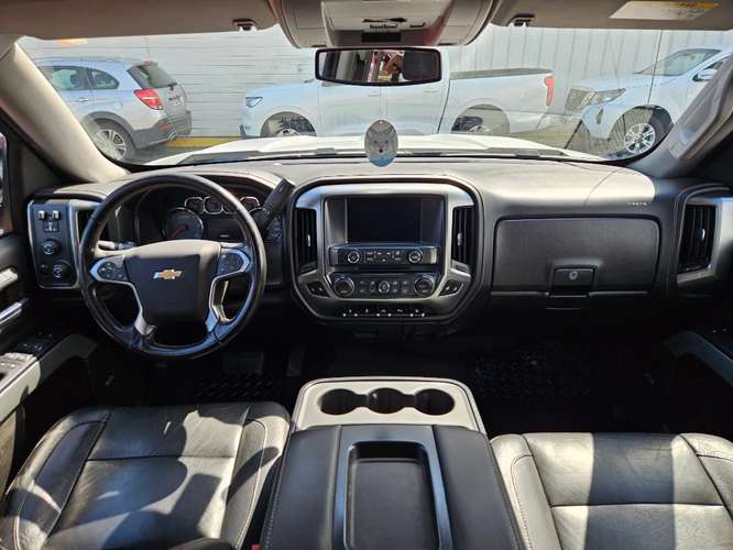 Chevrolet Silverado 5.3 LTZ CC Z71 AT 4X4 2019 - Imagen 12