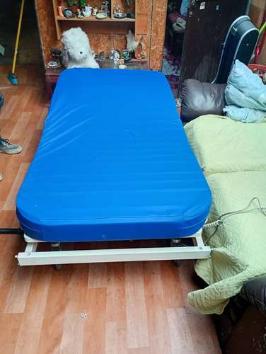 Arriendo cama clínica electrónica