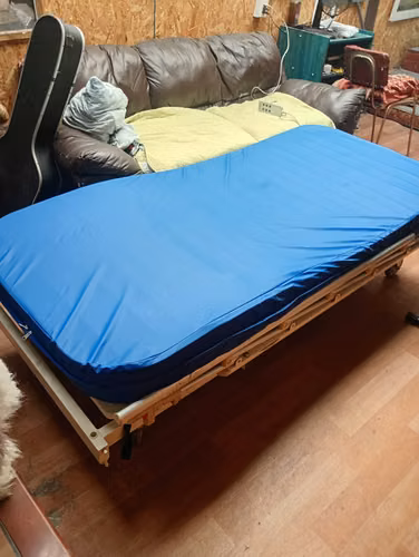 Arriendo cama clínica electrónica