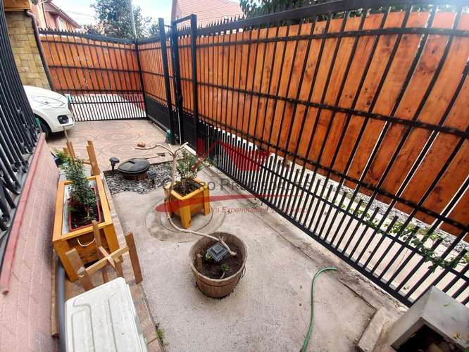 HERMOSA CASA DE DOS PISOS COMPLETAMENTE SOLIDA 3 DORMITORIOS - Imagen 3
