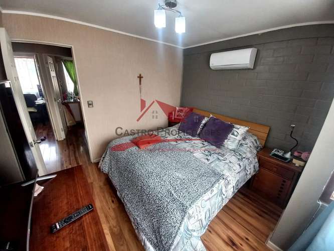 HERMOSA CASA DE DOS PISOS COMPLETAMENTE SOLIDA 3 DORMITORIOS - Imagen 13