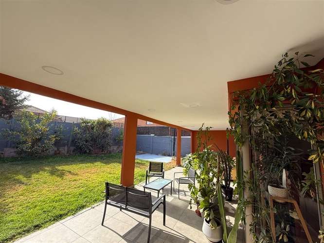 ARRIENDO 4D 3B BRISAS NORTE CHICUREO - Imagen 13