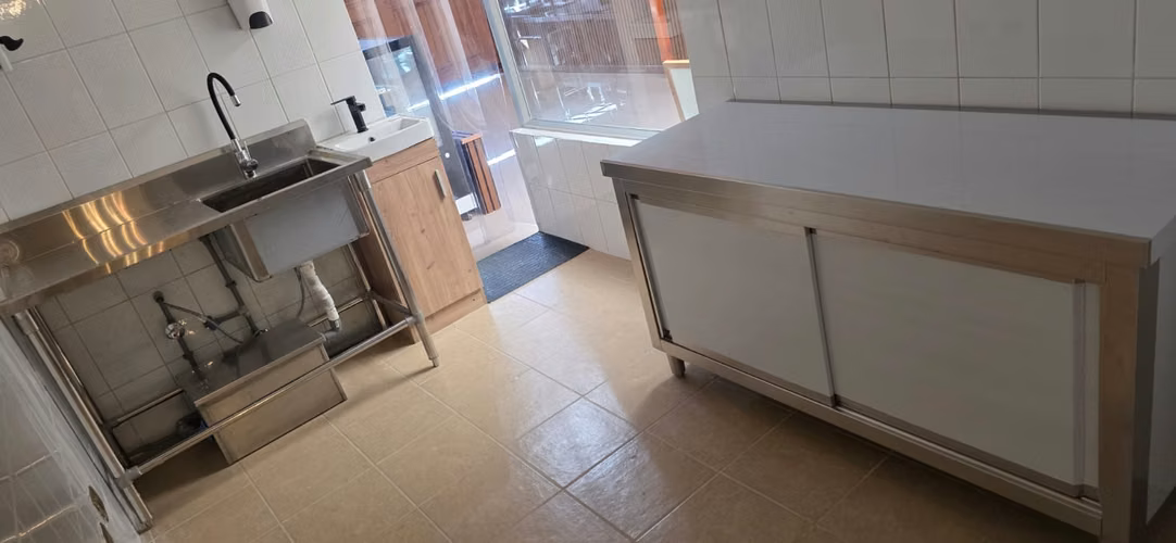 VENTA DE CASA, USO HABITACIONAL Y COMERCIAL REGULARIZADO - Imagen 8