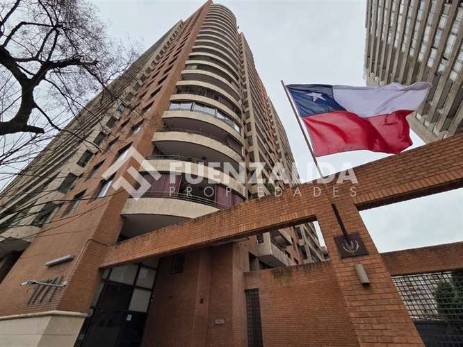 Venta departamento Santiago 51 mt2 2D+2B+B Metro Toesca