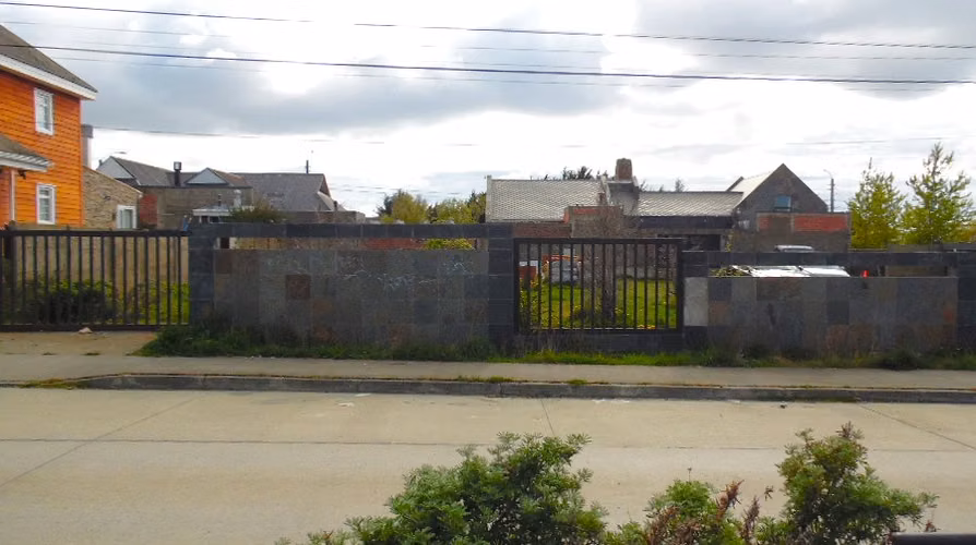 VENDO TERRENO CERCANO VILLA SANDY POINT