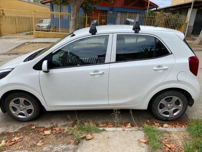 Kia Morning 2019 con Barras
