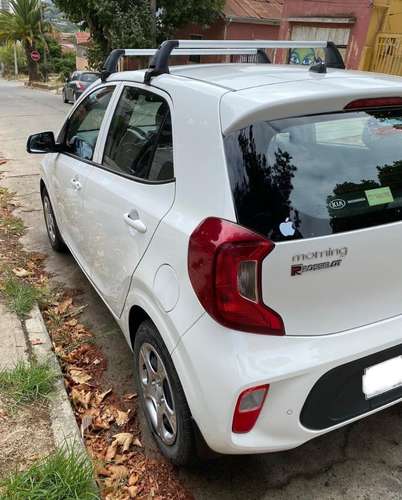 Kia Morning 2019 con Barras