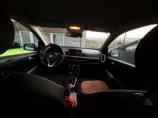 Kia Morning 2019 con Barras