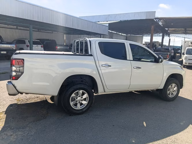 Mitsubishi, 2019 - Imagen 4