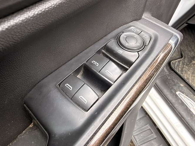 CHEVROLET SILVERADO 2022 - Imagen 11