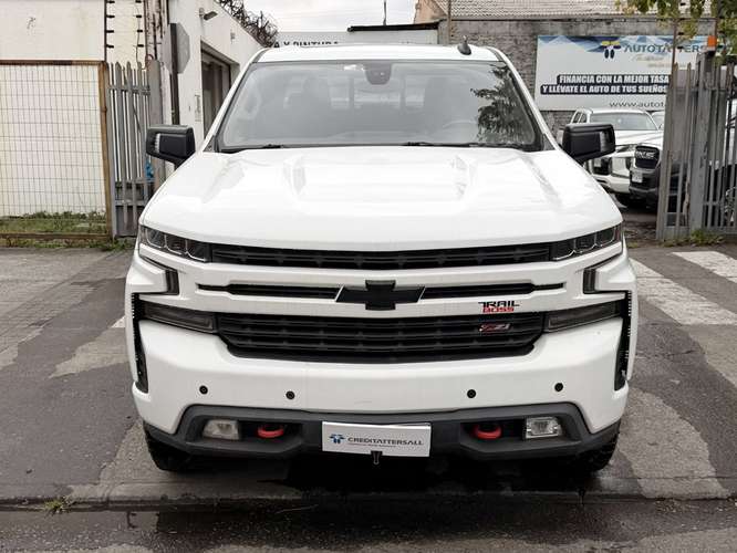CHEVROLET SILVERADO 2022 - Imagen 2