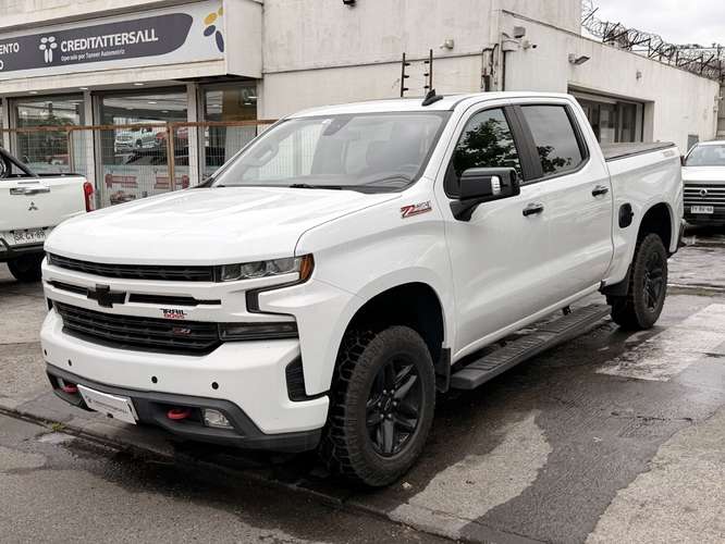CHEVROLET SILVERADO 2022
