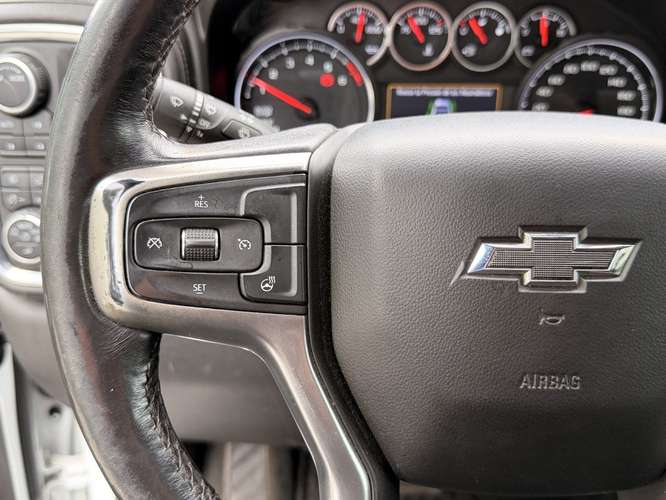 CHEVROLET SILVERADO 2022 - Imagen 18