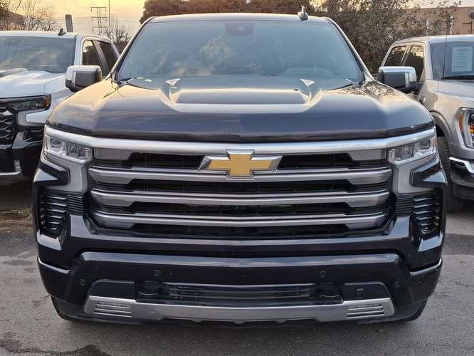 CHEVROLET SILVERADO 2024 - Imagen 3