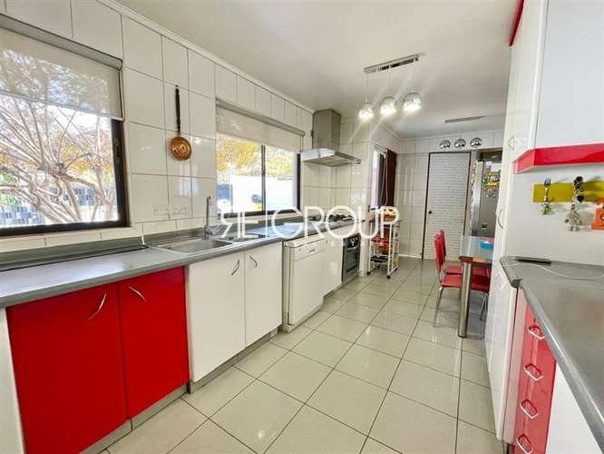 Casa en venta de 5 dorm. en Lo Barnechea , Gran Jardin . - Imagen 9