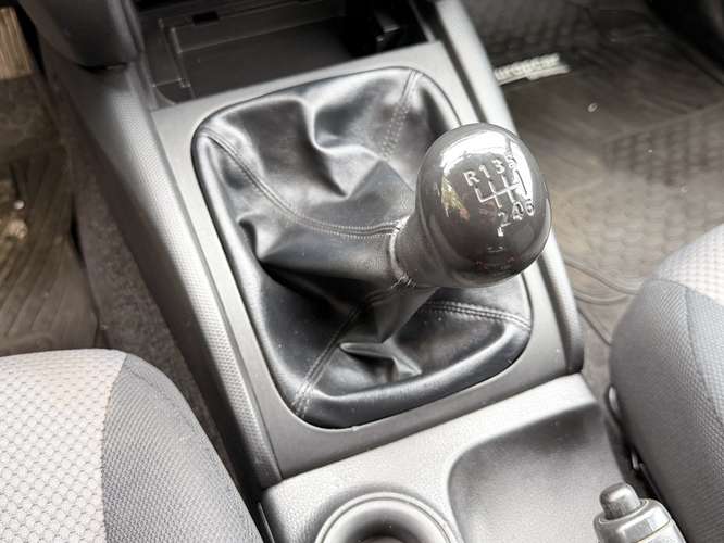 MITSUBISHI L200 2023 - Imagen 13