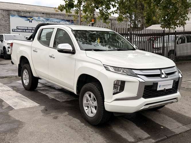 MITSUBISHI L200 2023 - Imagen 3