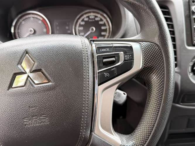 MITSUBISHI L200 2023 - Imagen 18