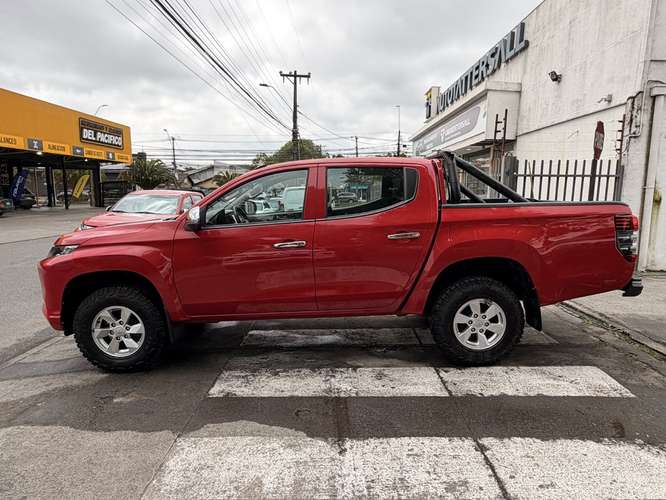 MITSUBISHI L200 2023 - Imagen 5