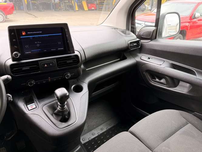 PEUGEOT PARTNER 2024 - Imagen 15