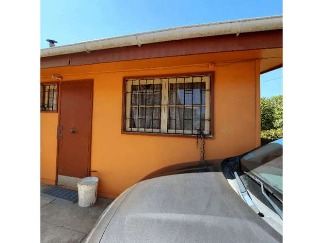 Casa, mas 1 cabaña en terreno de 900 mtrs2 en San Sebastian