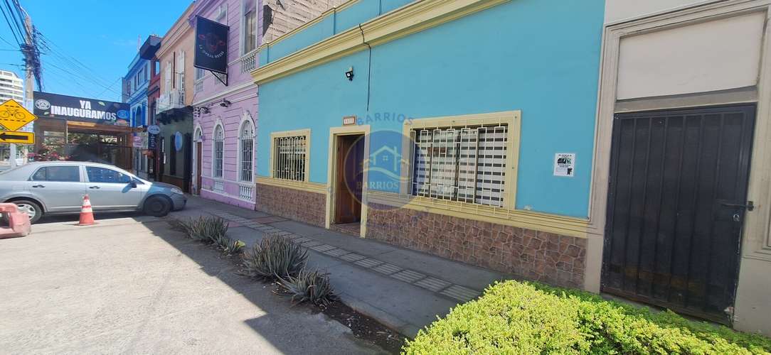  Casa doble 8H en venta, Salvador Reyes