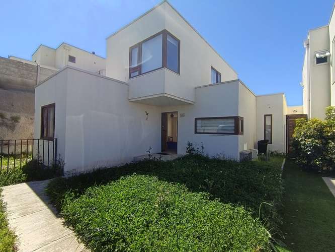 BOSQUES REAL, CURAUMA | CASA MODELO A, 4 D., 3B, EN ESQUINA, GRAN TERRENO Y 3 ESTACIONAMIENTOS | 6.300 UF