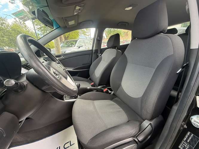 Hyundai Accent 1.4 GLS HB AC 2AB ABS 6MT 5P. (2013)