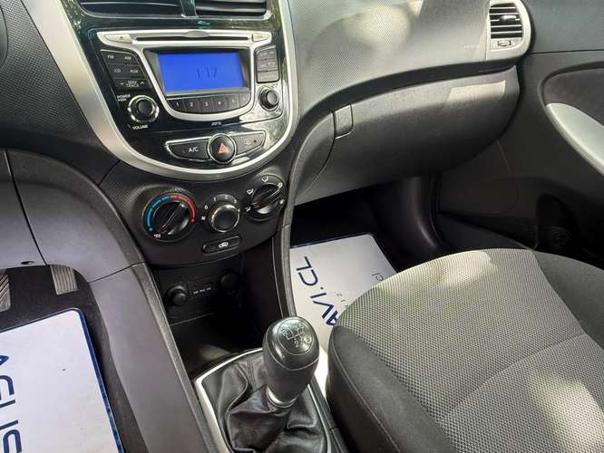 Hyundai Accent 1.4 GLS HB AC 2AB ABS 6MT 5P. (2013)