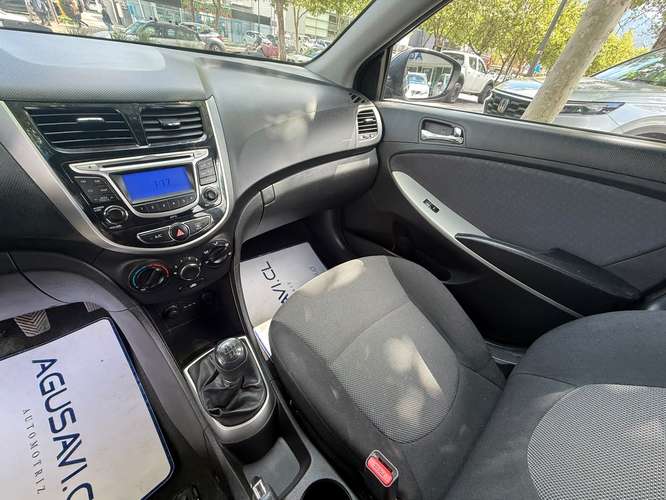 Hyundai Accent 1.4 GLS HB AC 2AB ABS 6MT 5P. (2013)