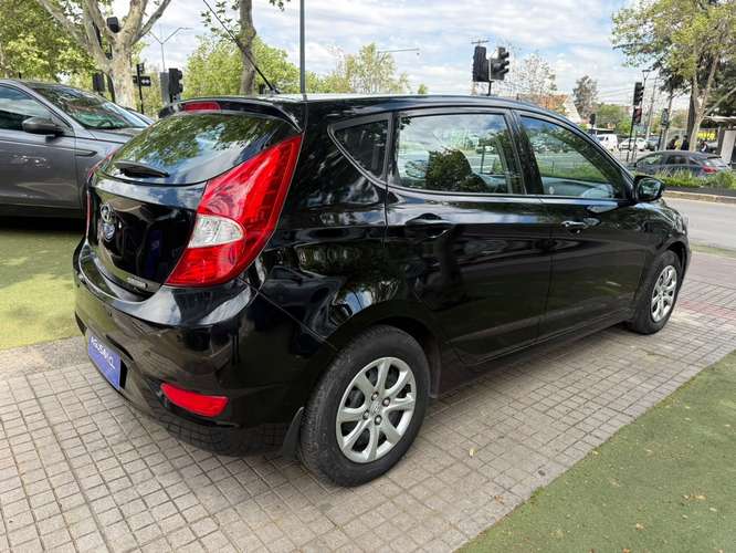 Hyundai Accent 1.4 GLS HB AC 2AB ABS 6MT 5P. (2013)