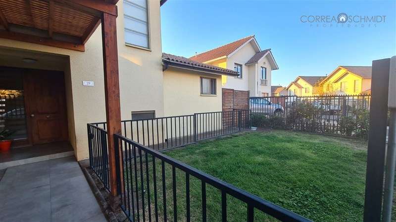 Casa en ARRIENDO Jardines El Polo Machalí