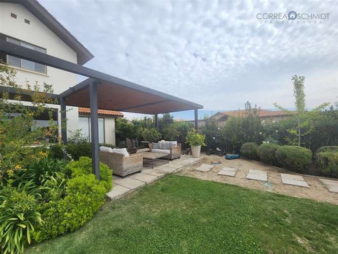 Casa en Arriendo en Machalí