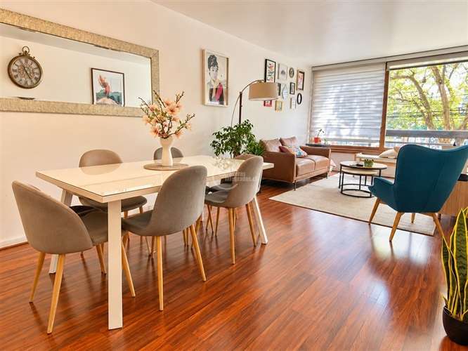 Departamento en venta de 3 dorm. en Las Condes