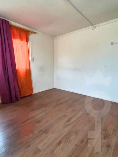 SE VENDE CASA GRANDE Y CENTRAL EN LO PRADO - Imagen 2