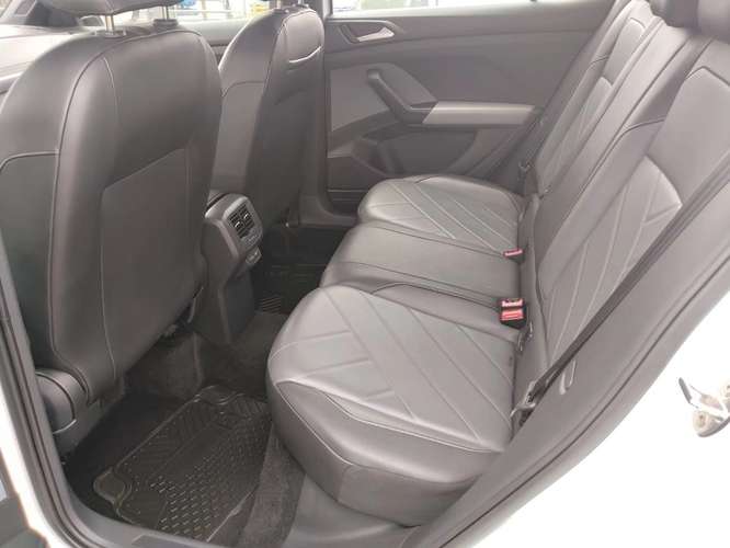 VOLKSWAGEN T-CROSS 2025 - Imagen 6