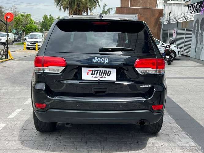 JEEP GRAND CHEROKEE LAREDO 3.6 - 2019 | 5057
