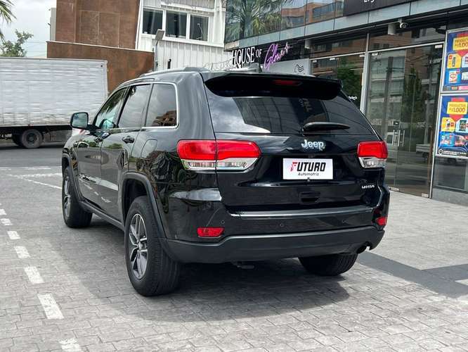 JEEP GRAND CHEROKEE LAREDO 3.6 - 2019 | 5057