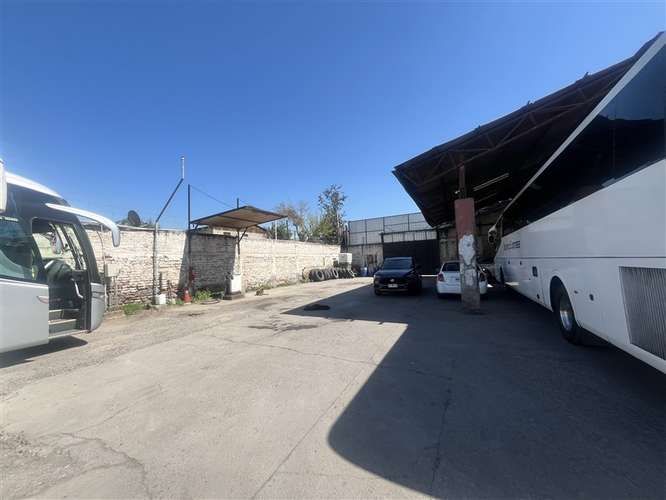 Terreno y Oficina en venta en Conchalí